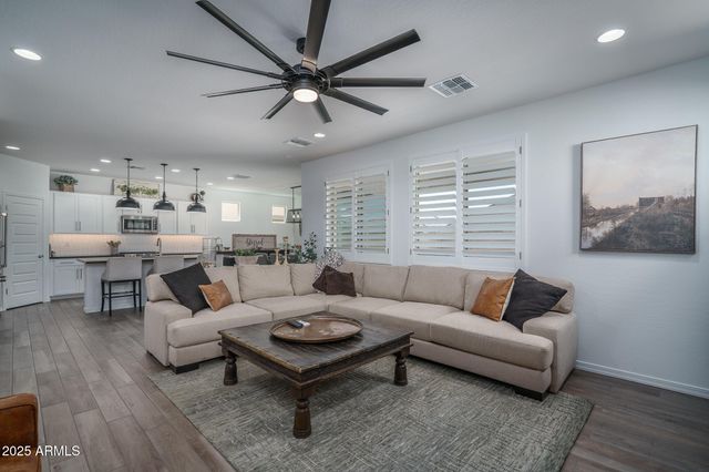 17633 W COLTER Street, Litchfield Park, AZ 85340