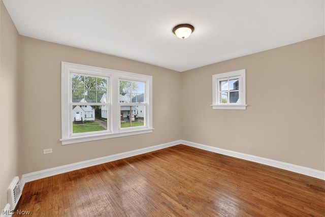 4874 E 95th Street, Garfield Heights, OH 44125
