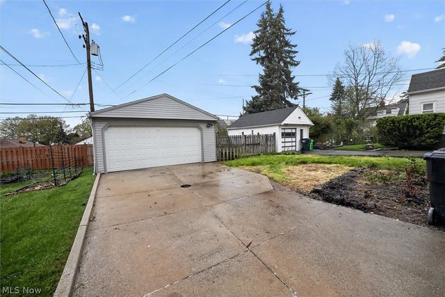 4874 E 95th Street, Garfield Heights, OH 44125