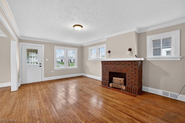 4874 E 95th Street, Garfield Heights, OH 44125