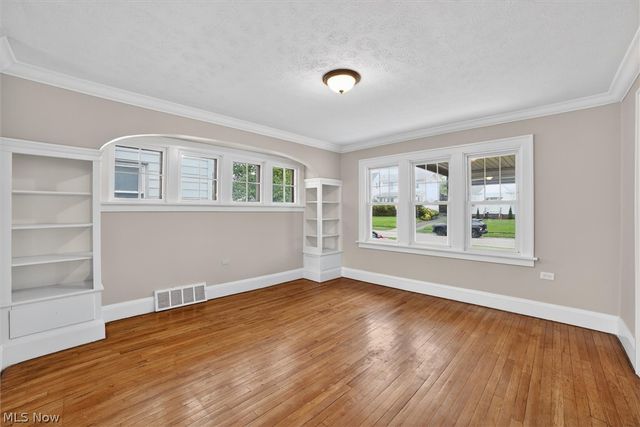 4874 E 95th Street, Garfield Heights, OH 44125