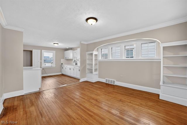 4874 E 95th Street, Garfield Heights, OH 44125