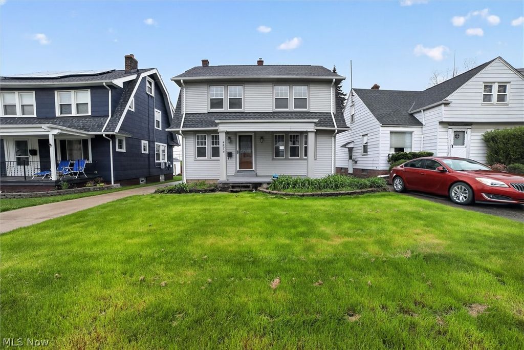 4874 E 95th Street, Garfield Heights, OH 44125