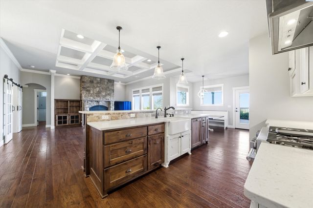 1898 W 52nd Ave, Kennewick, WA 99337