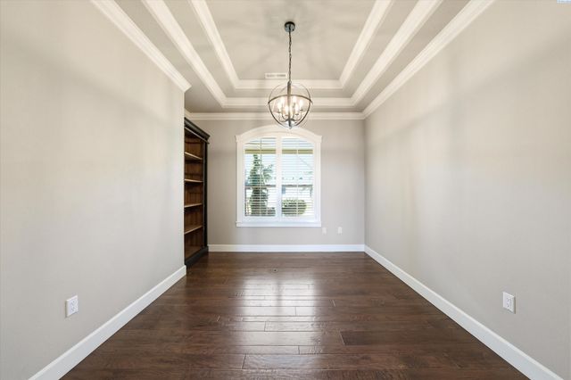 1898 W 52nd Ave, Kennewick, WA 99337