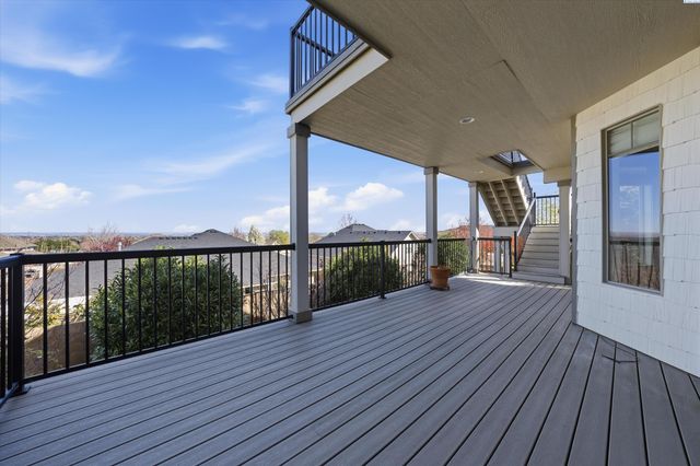 1898 W 52nd Ave, Kennewick, WA 99337