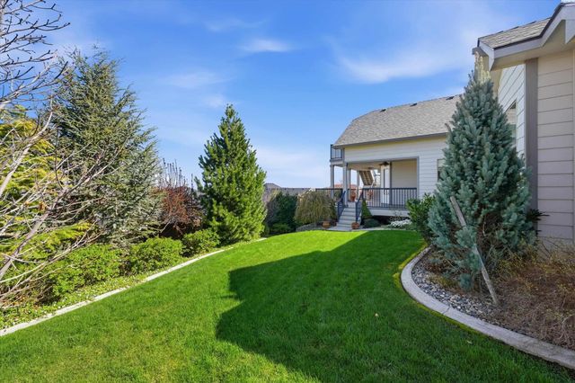 1898 W 52nd Ave, Kennewick, WA 99337