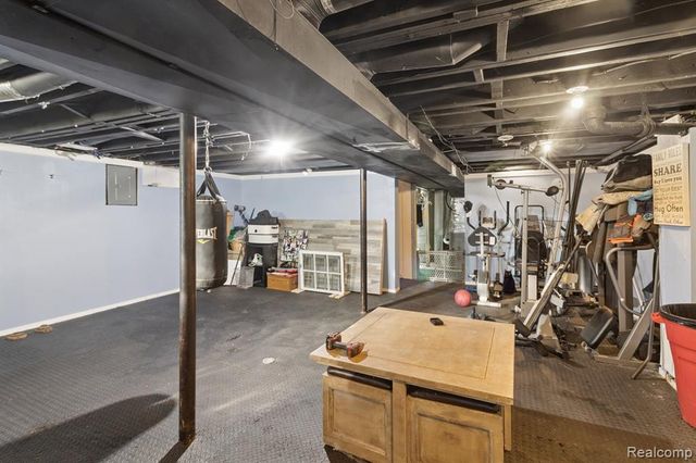 32155 Melton Street, Westland, MI 48186