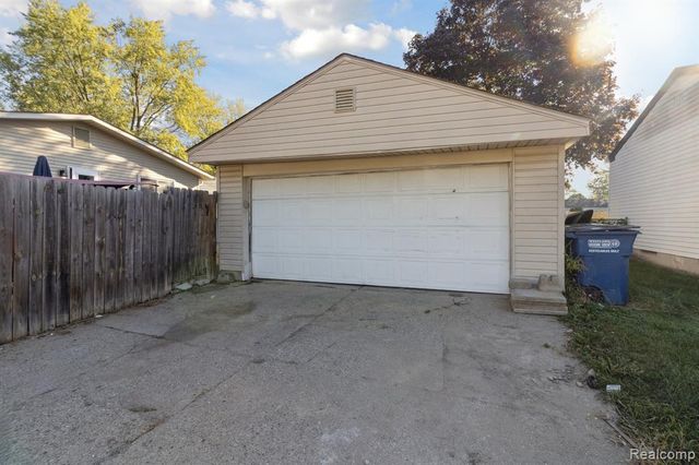 32155 Melton Street, Westland, MI 48186
