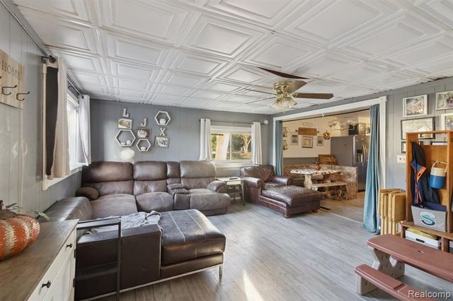 32155 Melton Street, Westland, MI 48186