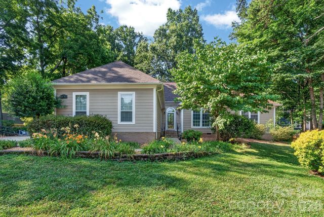 12500 Cedarford Court, Huntersville, NC 28078
