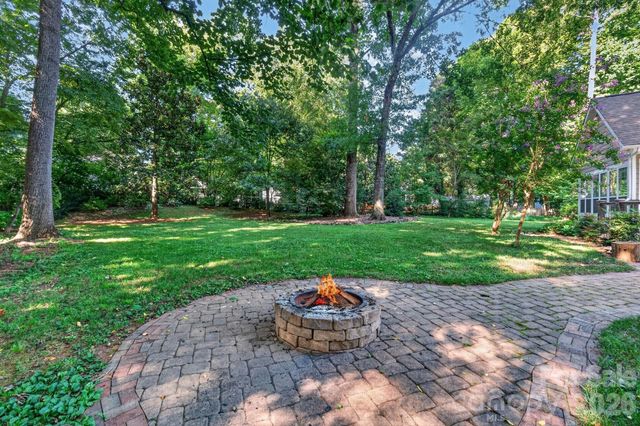 12500 Cedarford Court, Huntersville, NC 28078