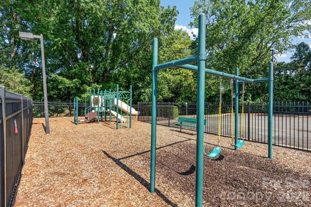 12500 Cedarford Court, Huntersville, NC 28078