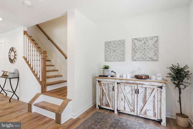 242 BLUE RIDGE AVE, Front Royal, VA 22630