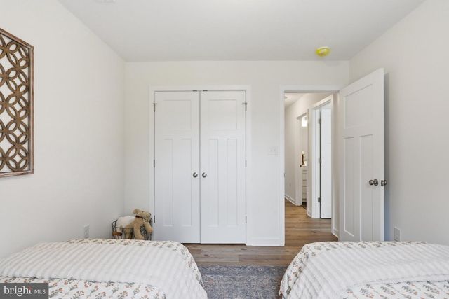 242 BLUE RIDGE AVE, Front Royal, VA 22630