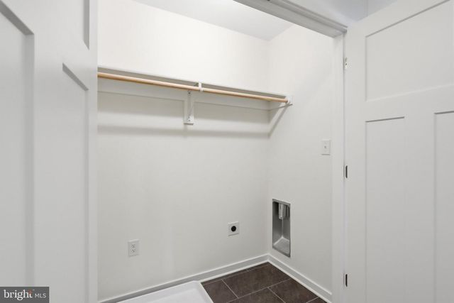 242 BLUE RIDGE AVE, Front Royal, VA 22630