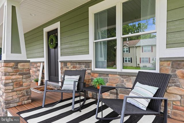 242 BLUE RIDGE AVE, Front Royal, VA 22630