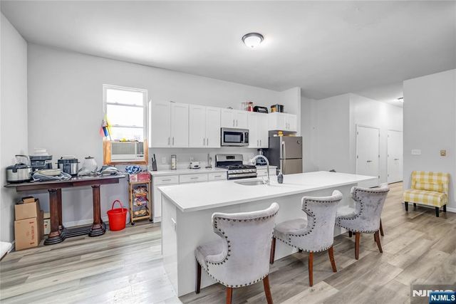 512 Monastery Place 3, Union City, NJ 07087