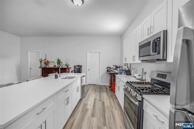 512 Monastery Place 3, Union City, NJ 07087