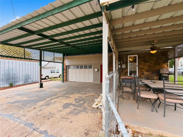 1514 W Watts Street, El Reno, OK 73036