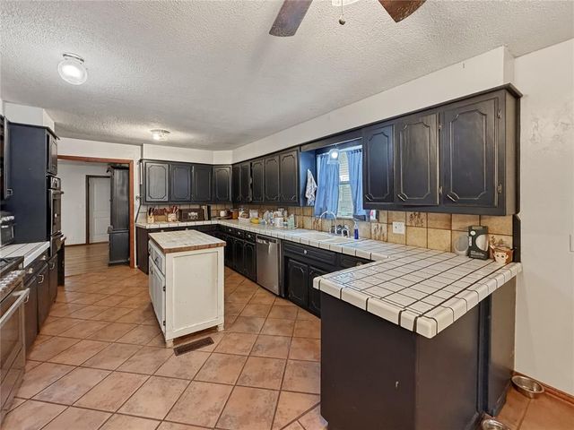1514 W Watts Street, El Reno, OK 73036
