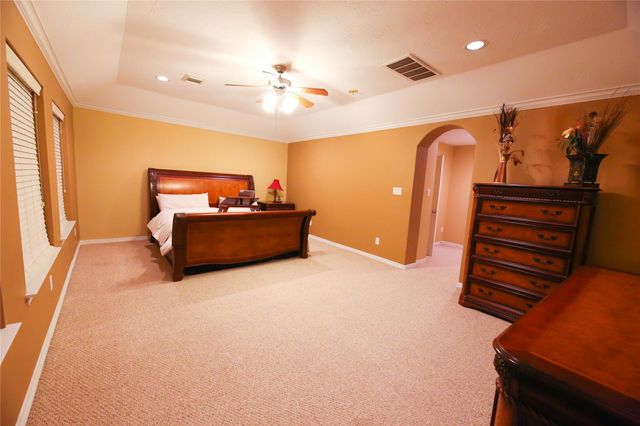 1375 Ella Place, Houston, TX 77008