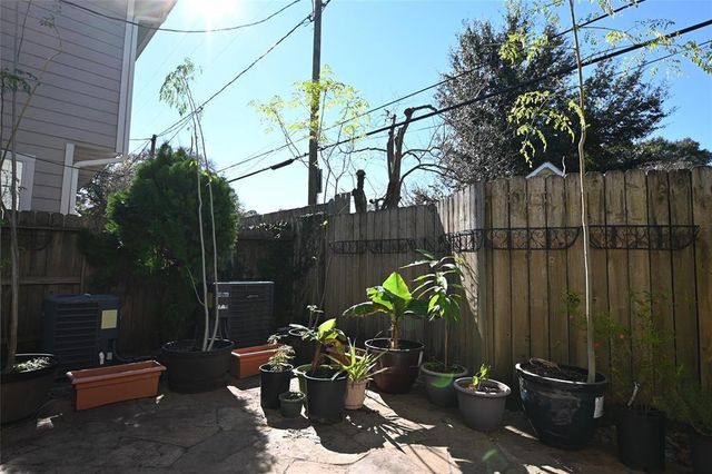 1375 Ella Place, Houston, TX 77008