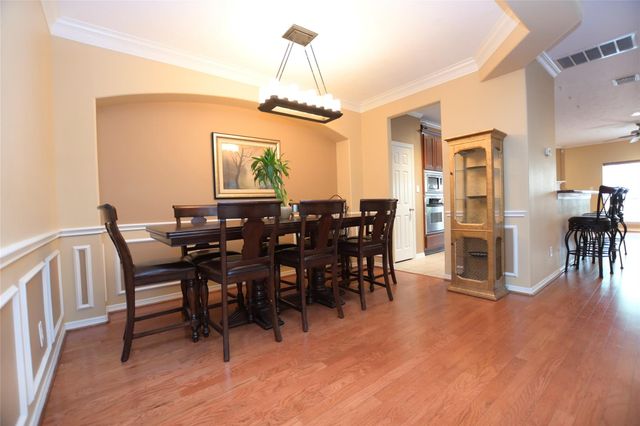 1375 Ella Place, Houston, TX 77008