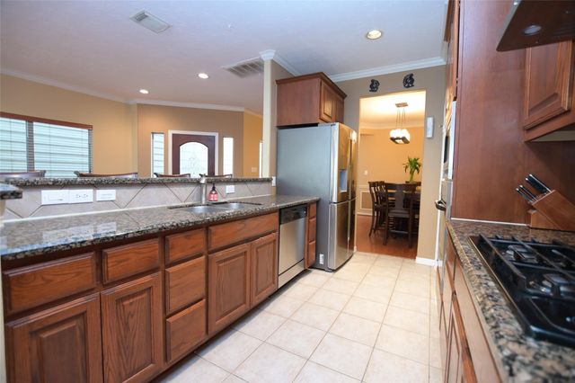 1375 Ella Place, Houston, TX 77008