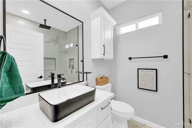 915 Rockford Drive, Alton, TX 78573