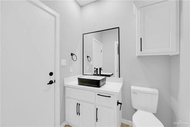 915 Rockford Drive, Alton, TX 78573