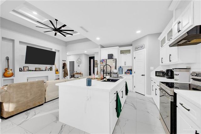 915 Rockford Drive, Alton, TX 78573