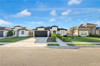 915 Rockford Drive, Alton, TX 78573