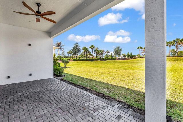 9114 SW Arco Way, Port St. Lucie, FL 34987