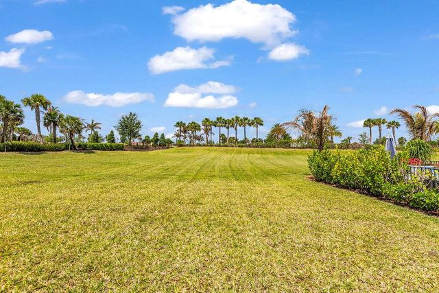 9114 SW Arco Way, Port St. Lucie, FL 34987