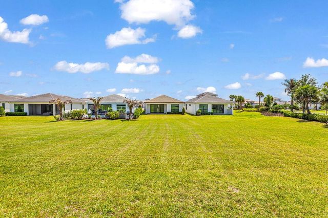 9114 SW Arco Way, Port St. Lucie, FL 34987