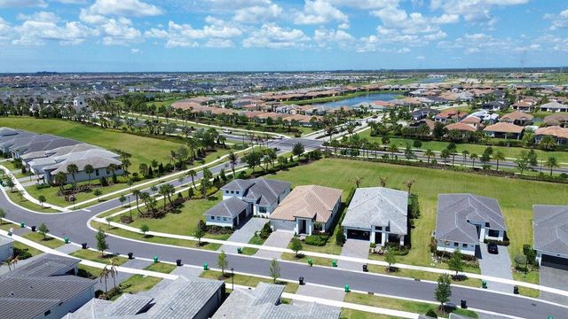 9114 SW Arco Way, Port St. Lucie, FL 34987