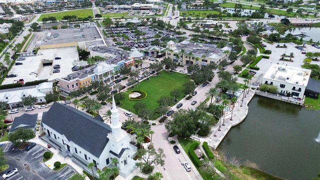 9114 SW Arco Way, Port St. Lucie, FL 34987