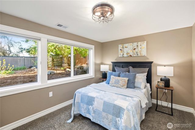 18420 SE 224th Street, Kent, WA 98042