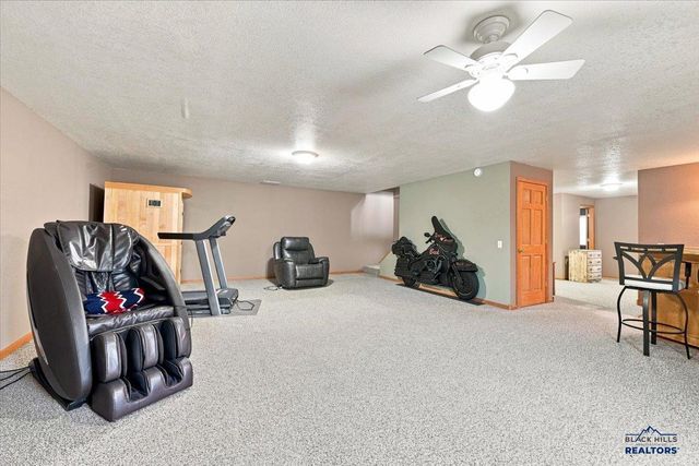 3510 ROUGHLOCK LN, Spearfish, SD 57783
