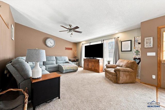3510 ROUGHLOCK LN, Spearfish, SD 57783