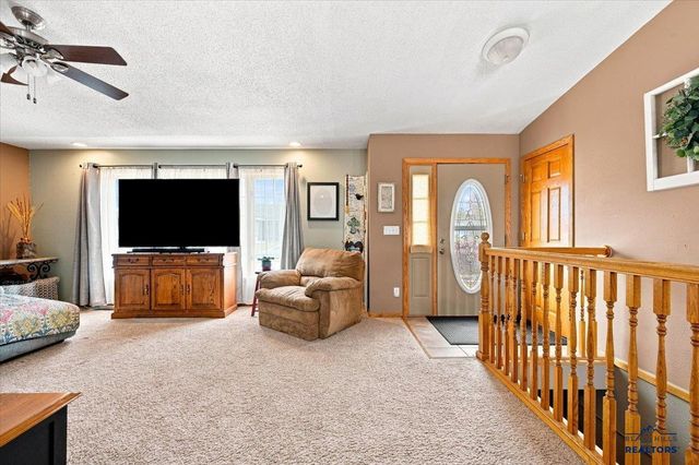 3510 ROUGHLOCK LN, Spearfish, SD 57783