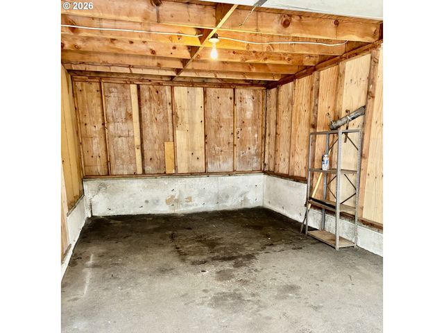 213 TRAILSIDE Loop, Eugene, OR 97405