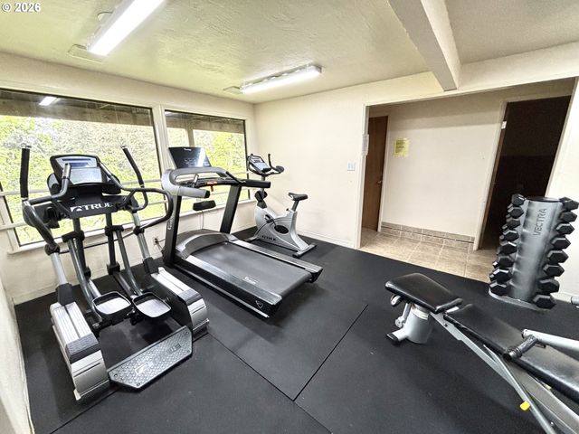 213 TRAILSIDE Loop, Eugene, OR 97405