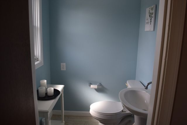 475 Cedar Ave, Swansea, MA 02777