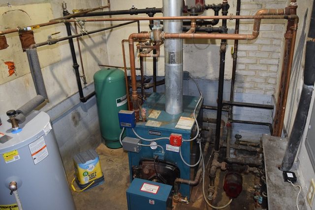 475 Cedar Ave, Swansea, MA 02777