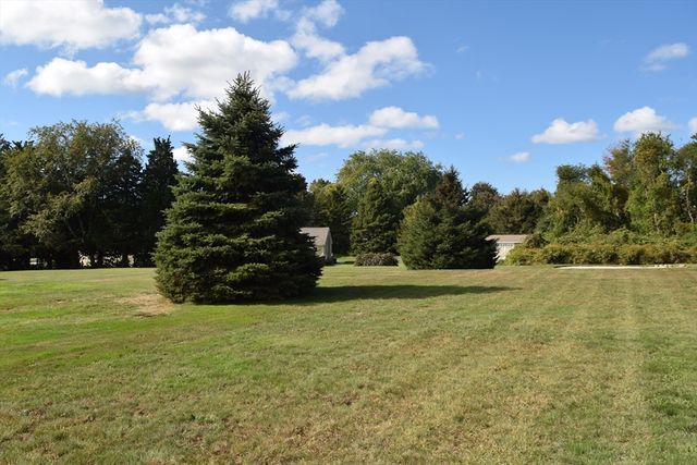 475 Cedar Ave, Swansea, MA 02777