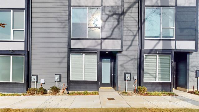 407 Devender Lane, Charlotte, NC 28217