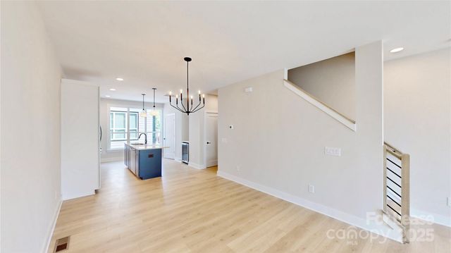 407 Devender Lane, Charlotte, NC 28217