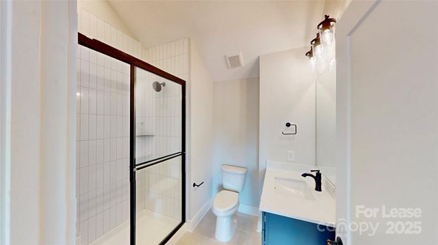 407 Devender Lane, Charlotte, NC 28217